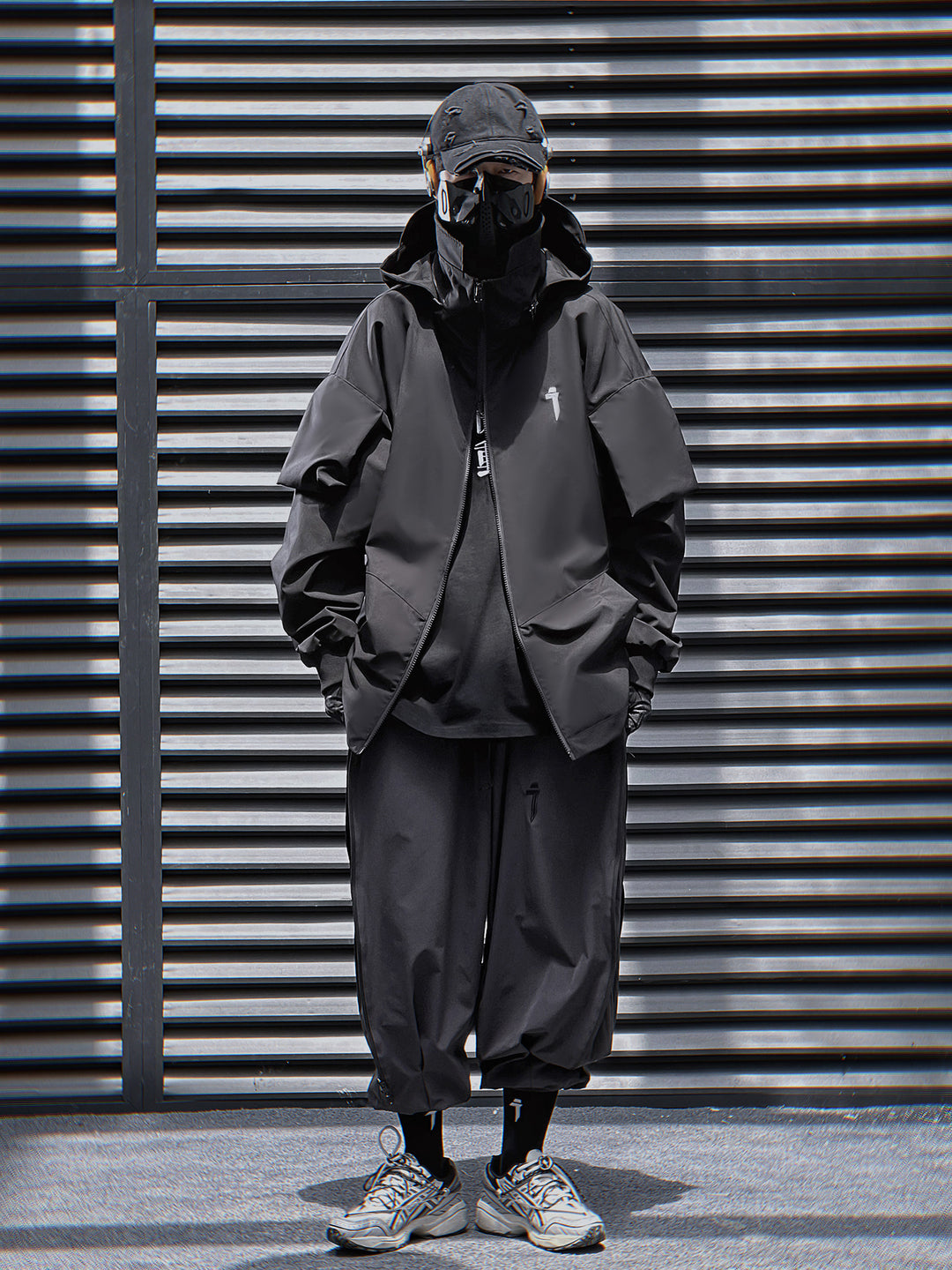 HiJ35 Black Tech Jacket – Niepce