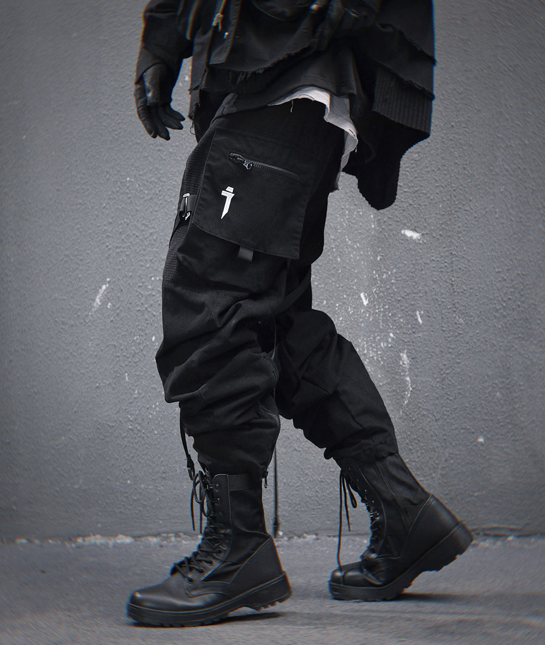 HiP46 Black NX Cargo Pants – Niepce
