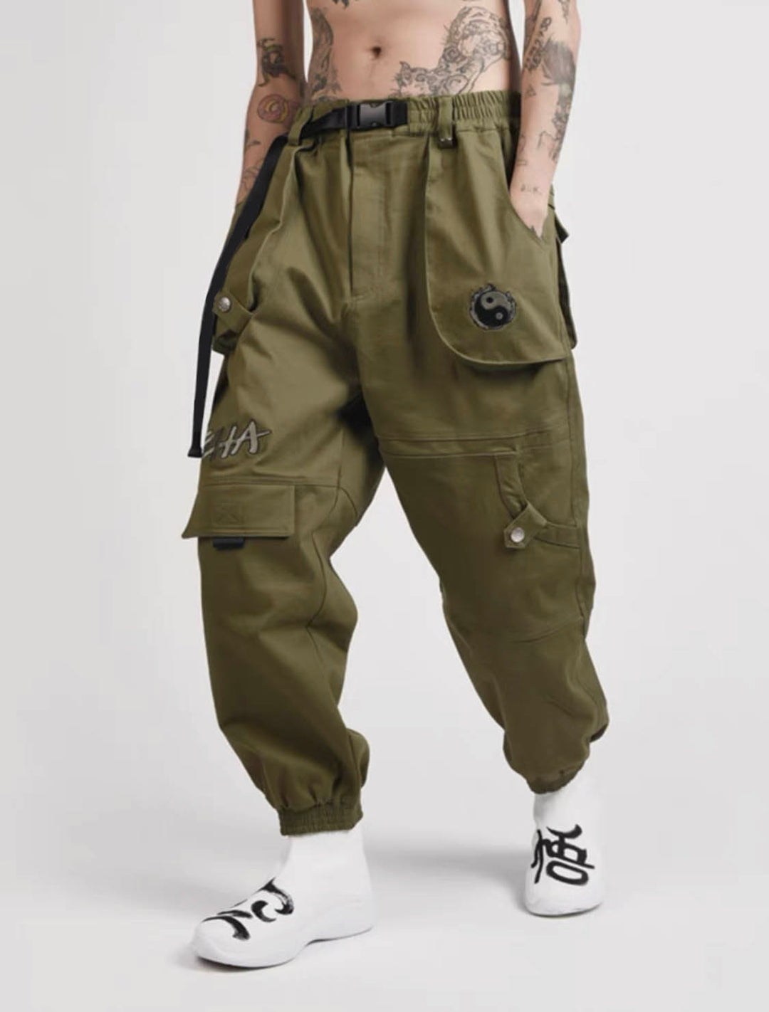IBP332 Yin Yang Army Green Cargo Pants – Niepce
