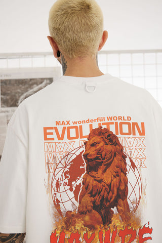 Brennendes Löwen-T-Shirt