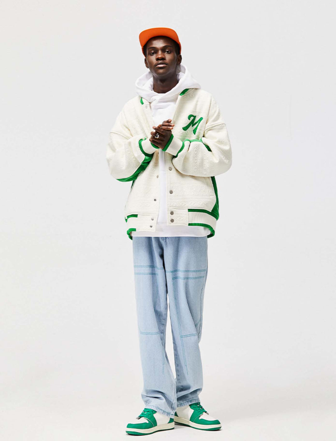Green Mockup Winter Jacket – Niepce