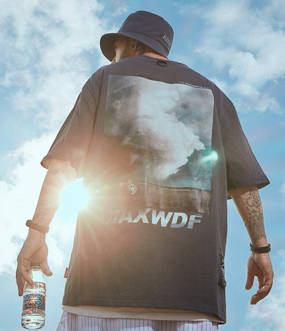 Tornado-Kunst-T-Shirt 