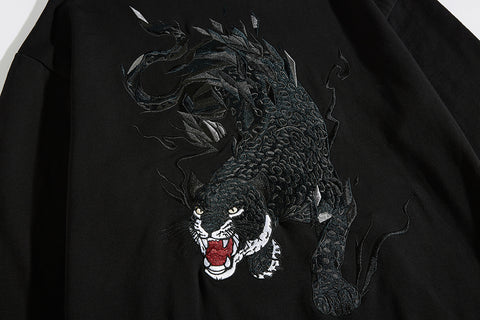 Kapuzenpullover mit „Black Panther“-Stickerei